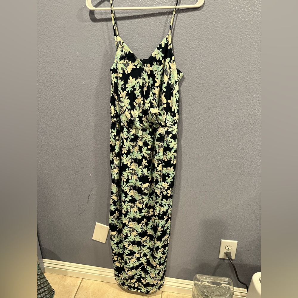 Banana Republic Maxi flower dress - Size 8